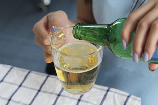 啤酒白酒哪个升血压快，喝白酒升血压快还是啤酒升血压快