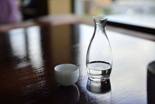 喝酒的场面白酒叫什么，喝白酒的场合