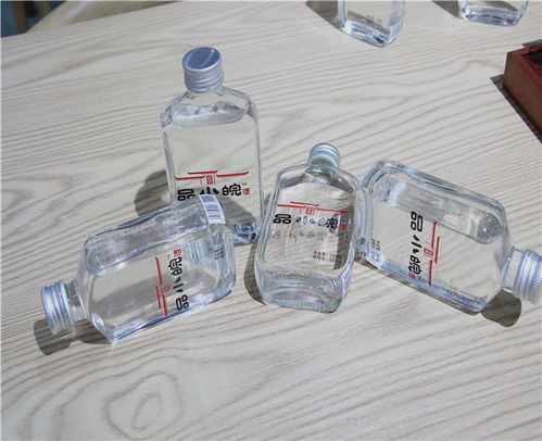 制作白酒的方法步骤，制作白酒的方法和配料