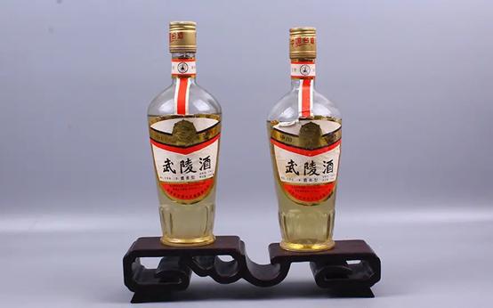 哪些白酒不能买来喝的，哪些酒不能叫白酒