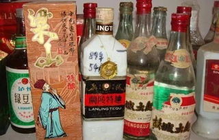 少量白酒可以放车上吗安全吗，白酒可以放车上吗?