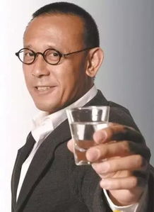 白酒姜文云照片，姜十白酒