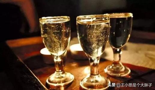 怎么区分白酒与香水酒的区别，怎么区分白酒香型