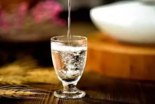 饭后喝白酒对身体好不好，饭后喝白酒会胖吗