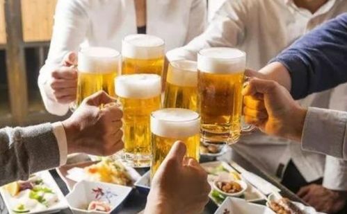 吃夜宵可以喝白酒吗女生，夜宵喝白酒对身体有好处吗