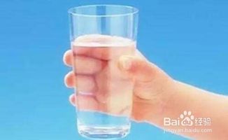 白酒可以和洗衣液混合吗，白酒加洗衣液的作用