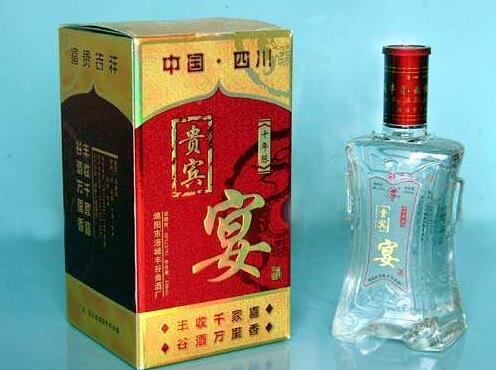 贵宴白酒宣传朋友圈文案图片，贵宴白酒宣传朋友圈文案具体怎么写