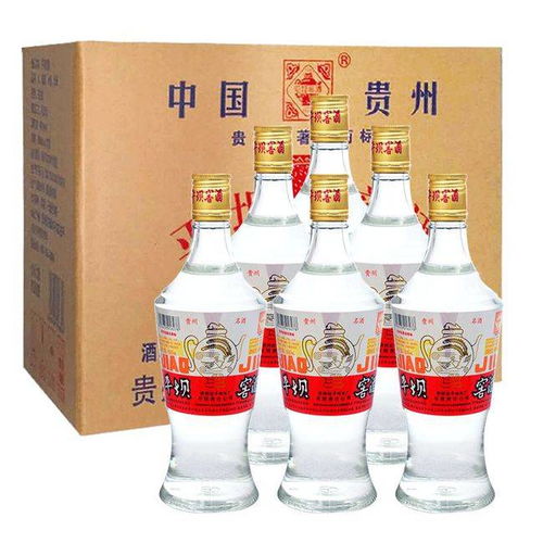 兼香型白酒用什么发酵设备好，兼香型白酒怎么酿造