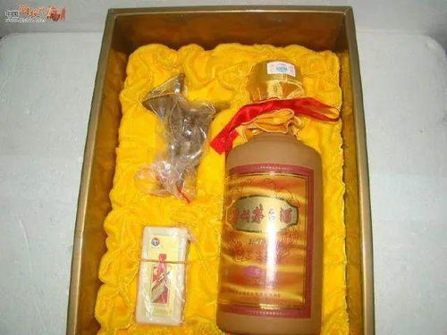 4两白酒属于什么酒量，喝四两白酒什么水平