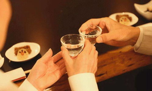 喝低档白酒对眼睛不好吗女生，低档白酒对身体有害?