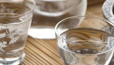 喝了白酒可以喝三清茶吗女生，喝酒能喝三清茶吗?