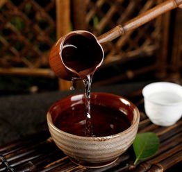 酒极则乱,乐极则悲,万事尽然，酒极则乱乐极则悲