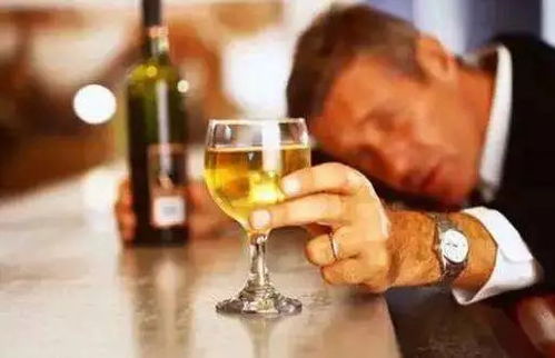50克52度白酒酒精含量，五十克白酒