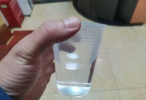 喝白酒可以喝凉水吗，喝白酒再喝冰水,会怎么样