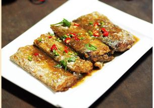 烧带鱼放白酒好吃吗视频，红烧带鱼可以放白酒吗