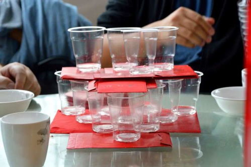 白酒桌图片，白酒桌面