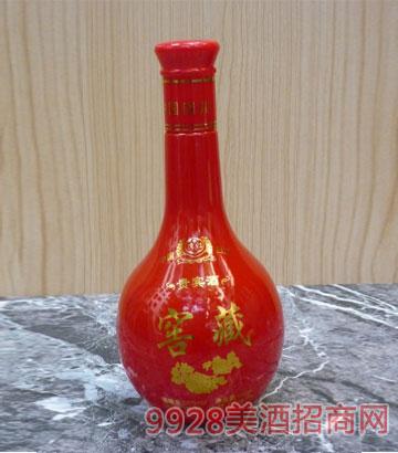 四川湾湾酒业有限公司的产品，湾湾酒窝女星是谁
