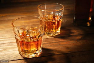 热感冒可以喝白酒吗?，热感冒可以喝酒吗?
