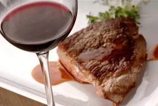 红酒配红肉白酒配白肉是什么意思，红酒配红肉白酒配白肉白肉是什么