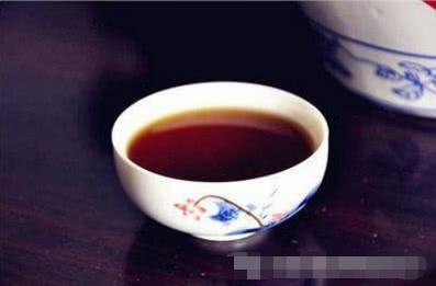 自酿糯米白酒怎么做的，自酿糯米酒的制作方法