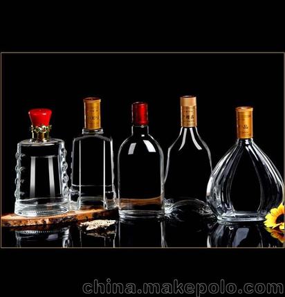 洋酒瓶放白酒会怎么样，洋酒瓶能装白酒吗