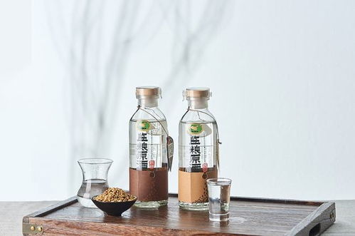大型高档玻璃瓶装白酒有哪些，高档玻璃酒瓶厂家