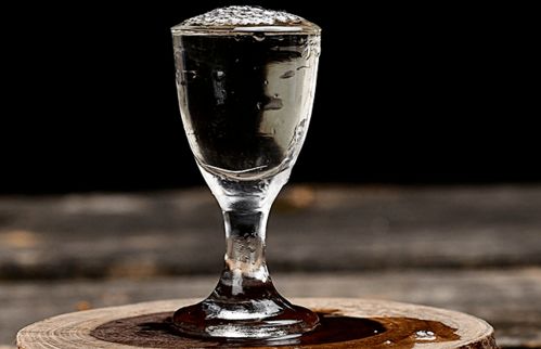 白酒调脉动怎么调好喝，白酒加脉动能喝吗