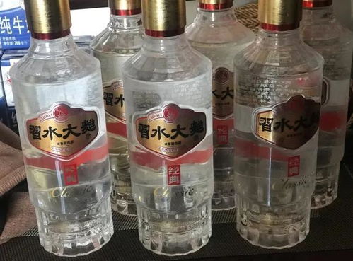 40岁每天喝多少白酒合适，40岁每天喝多少水