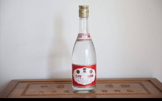 形容白酒香醇的诗句有哪些，形容白酒香的词语