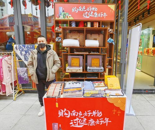 高坪区河东街阙家白酒专卖店，高坪区阙家镇