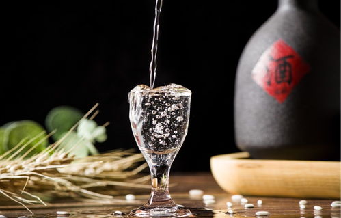 自制白酒能加什么东西好喝，家庭自制白酒的做法