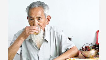 爸爸喜欢喝什么白酒，适合父辈喝的酒